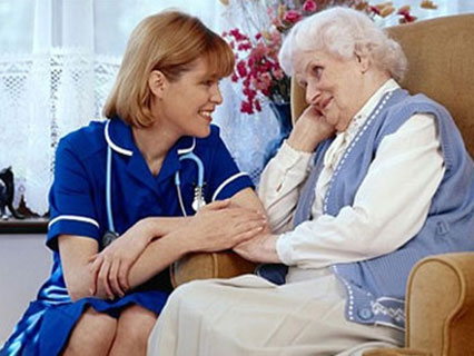Dịch vụ chăm sóc người già tại nhà uy tín, chuyên nghiệp